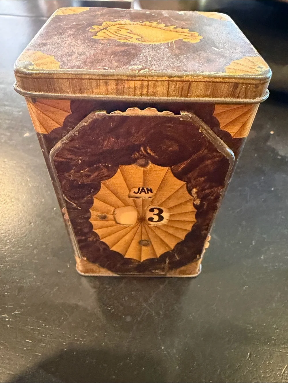 VINTAGE Lyon’s Tea “All the Year around” Tea/Coffee Tin with hinged lid